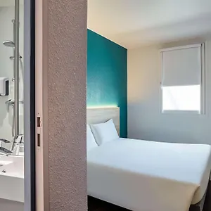  Hotel Hotelf1 Thonon Les Bains Est